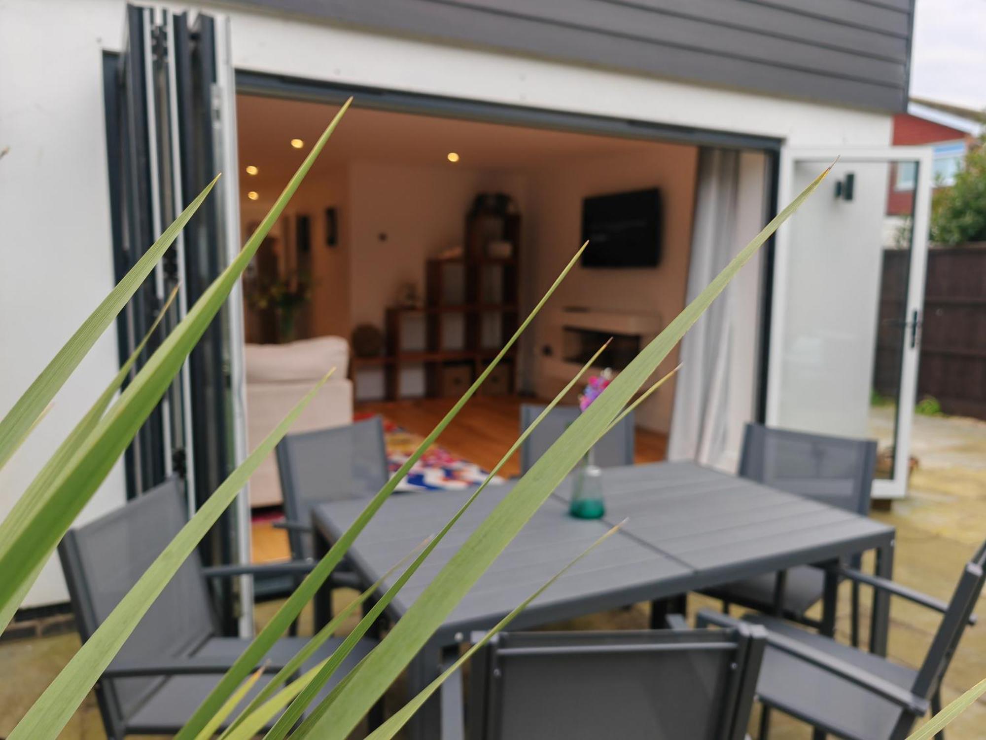 Villa Middleton Bognor Regis Exterior foto
